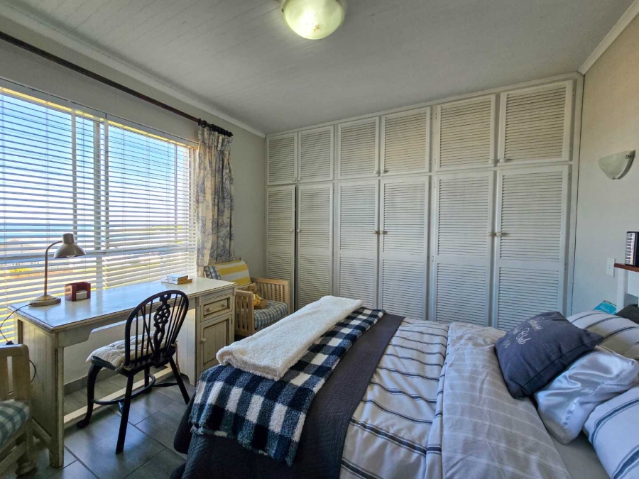 4 Bedroom Property for Sale in Jongensfontein Western Cape